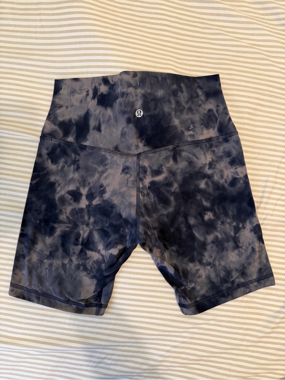 lululemon athletica Tie-Dye High-Rise Bike Shorts - Navy/Black